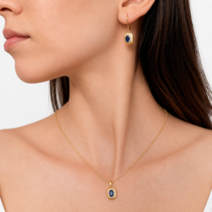 Vergoldetes Silber-Schmuckset mit blauen Saphiren