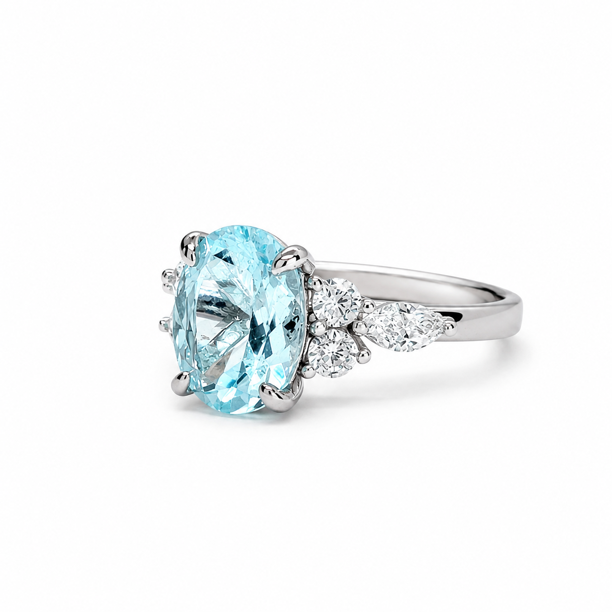 Ring mit ovalem Edelstein – für jeden Anlass