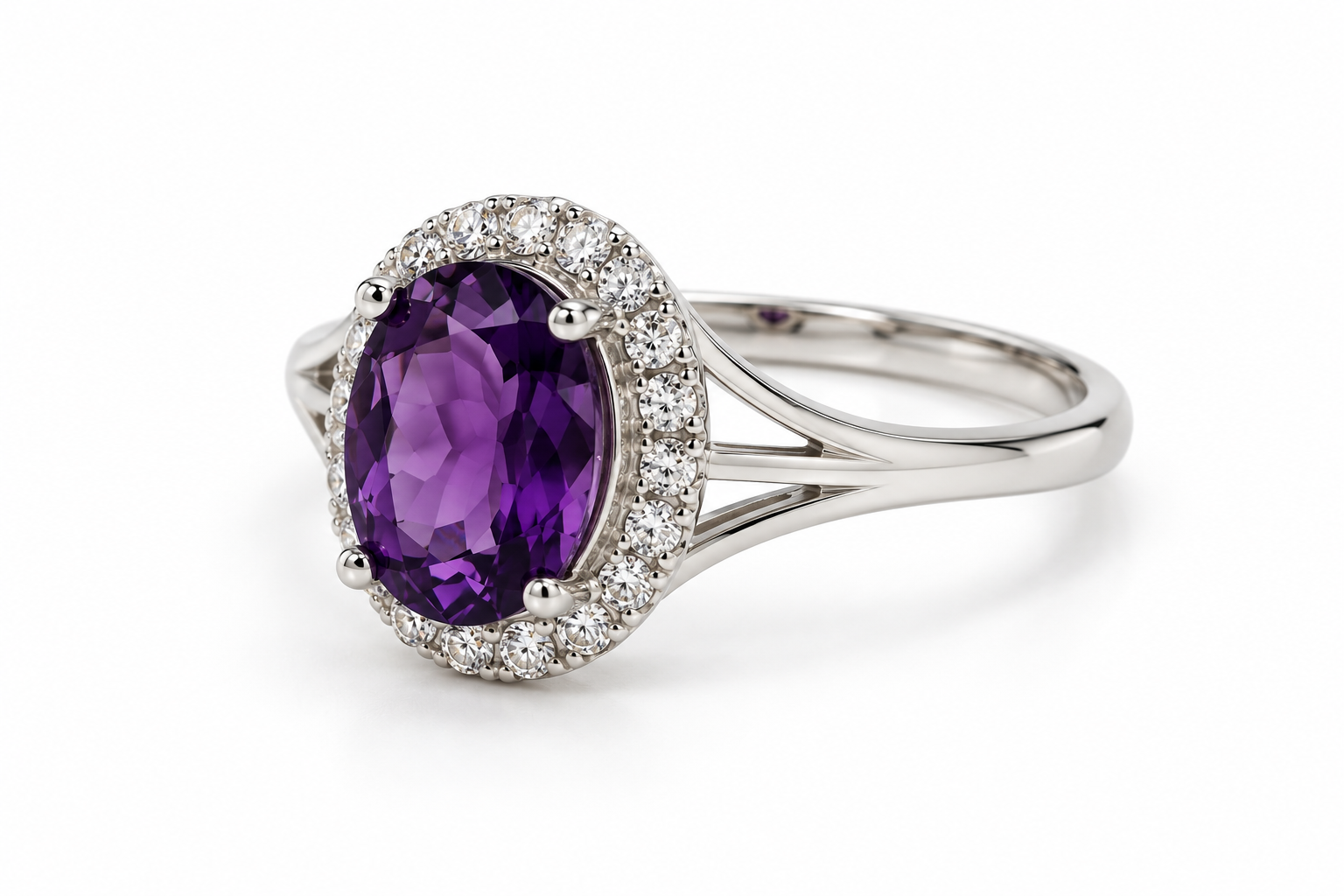 Ring Amethyst mit Zirkonia-Halo